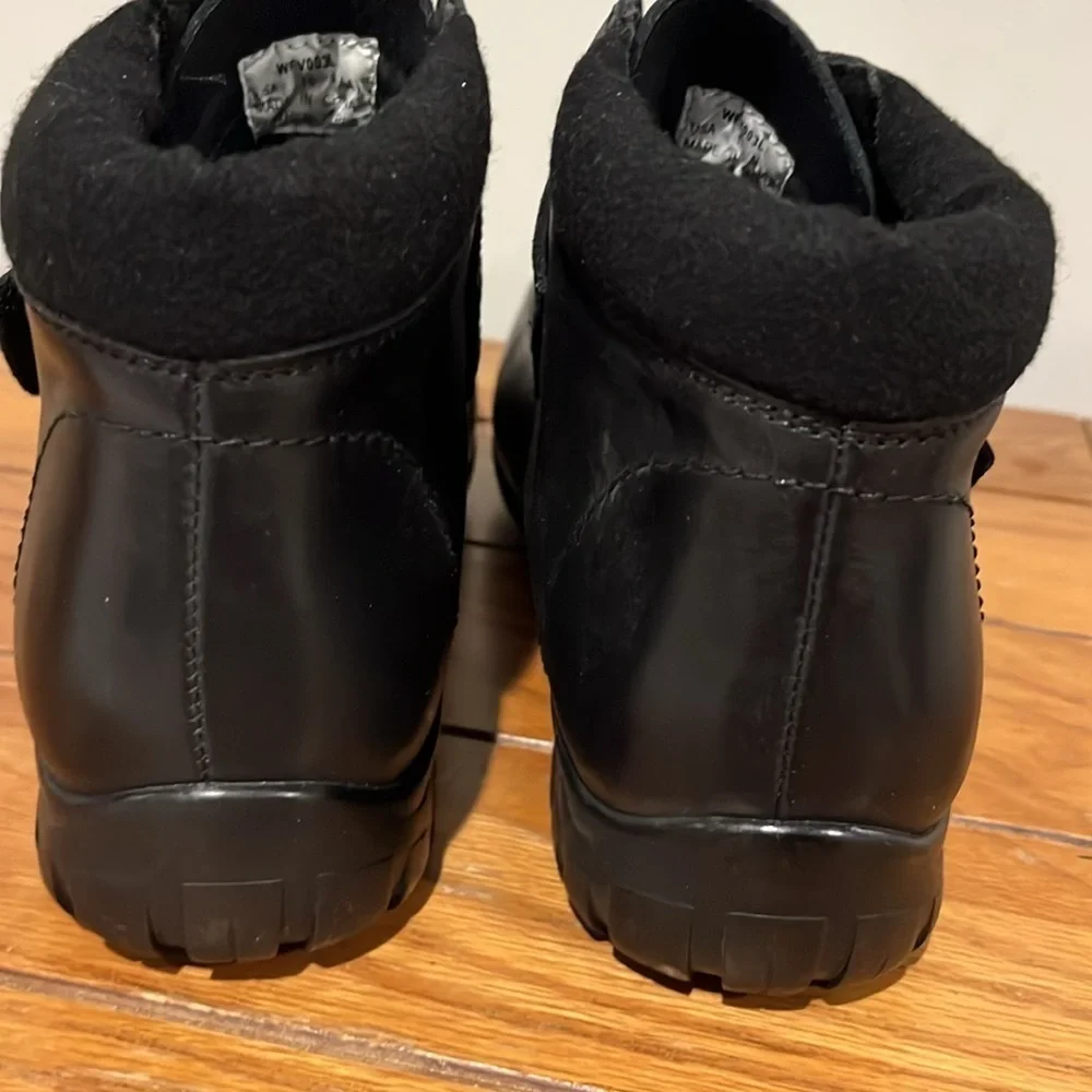 Proper Women’s Delaney Strap Black Ankle Boots Size 10 Narrow.